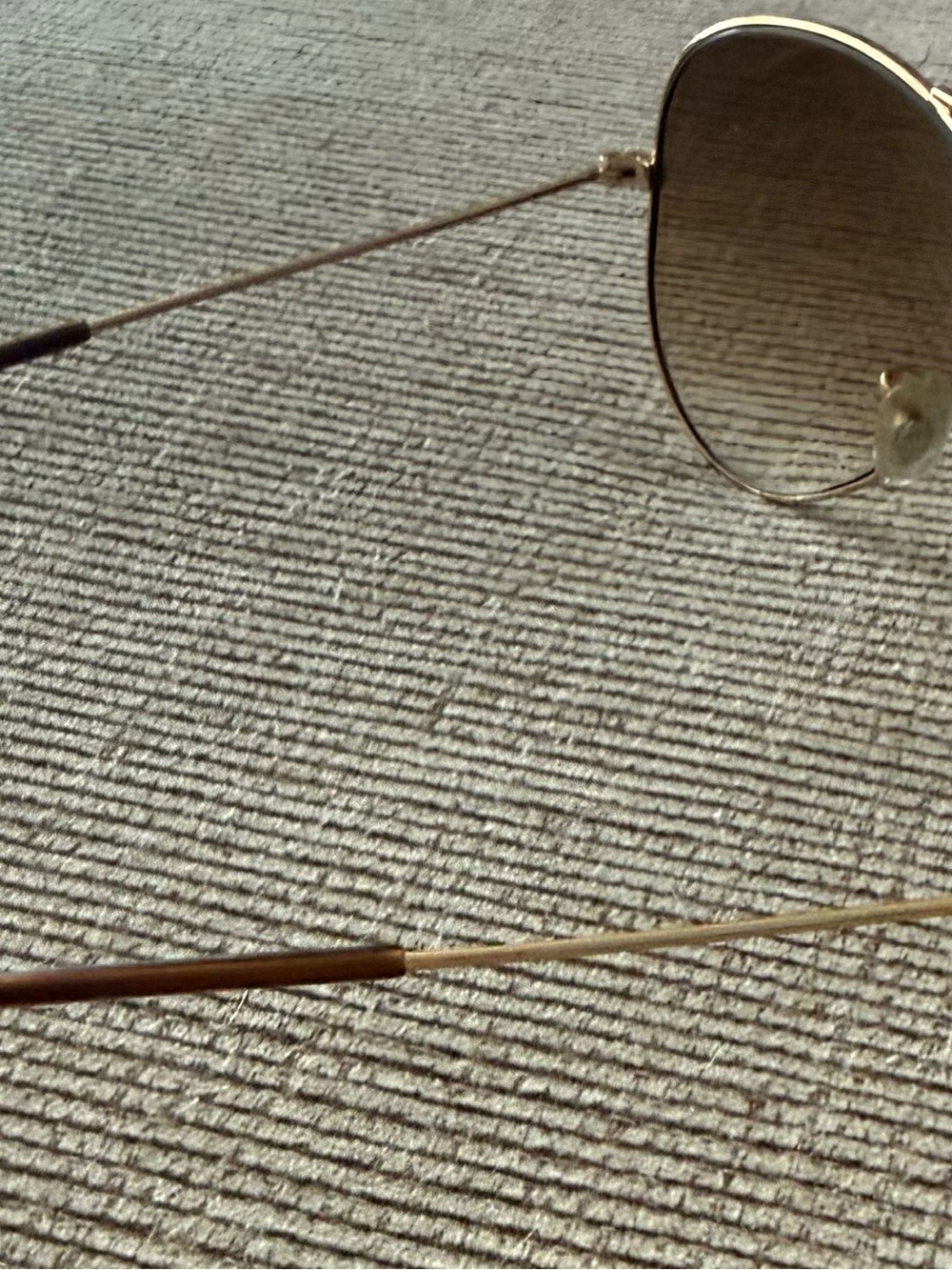 Ray-Ban Classic Gold Aviator Sunglasses - Brown Gradient Lenses - Picture 5 of 6
